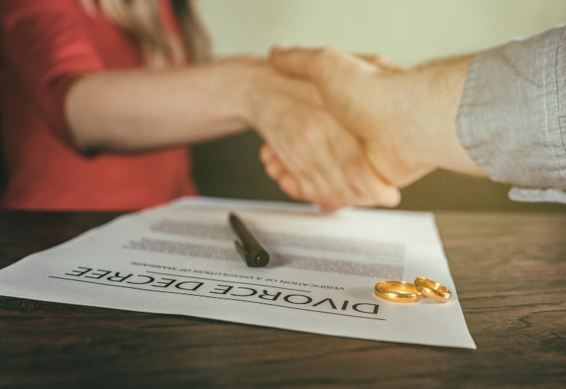 A Couple Shaking Hands After Temporary Order on Their Divorce in Tucson, AZ & Pima County