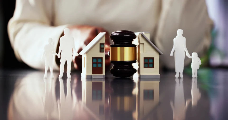 Complex marital estate lawyer in Tucson and Pima County handling property division case